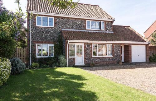 Titchwell House | Crinkum