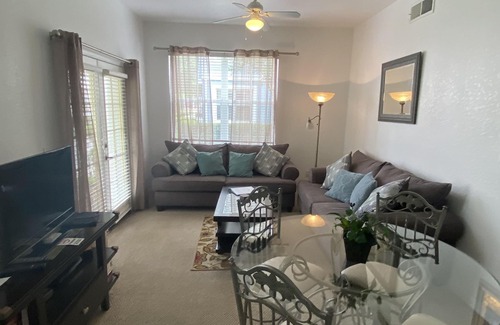 Kissimmee House | Cristabolo Townhome - Newly Listed! 4BR Townhome in Venetian Bay