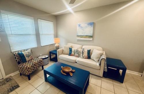 Port Aransas House | Cristy's Crab Shack @ Sunrise Villas