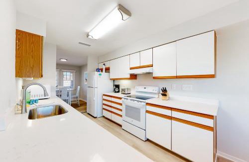 Buxton House | Croaker #5A-CAC