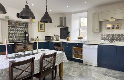 New Quay Cottage | CROGAL FARMHOUSE, family friendly, with open fire in New Quay
