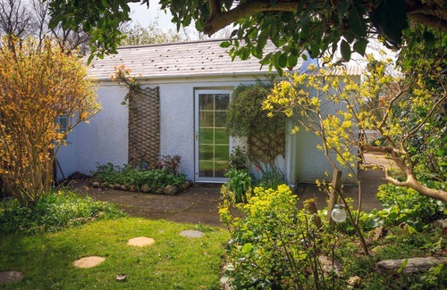 Ballaugh House | Cronk Breck is a bright and comfortable single level self catering holiday home in Ballaugh, Isle of