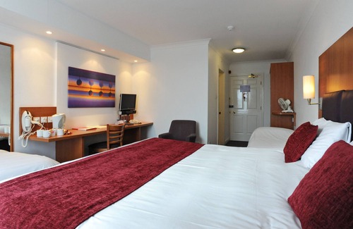 Guisborough Hotel | Cross Keys Hotel by Greene King Inns