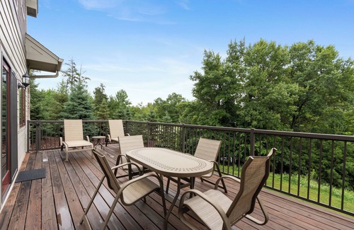 Crosslake Condo | Crosslake Townhome 830| Beach, Pool, Hot Tub