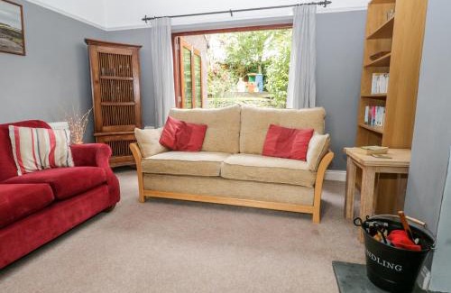 Kents Bank House | Crossways