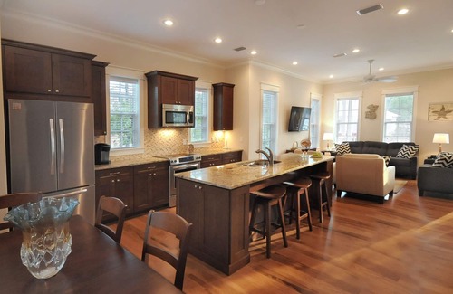 Lakeside at Blue Mountain Beach House | Crosswinds Beach House- Now booking Winter and Spring 2026. No Cleaning Fees