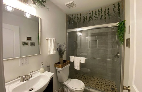 Cumming Cabin | Crow's Nest Cottage