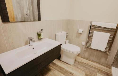 Outwell Hotel | Crown Lodge Hotel