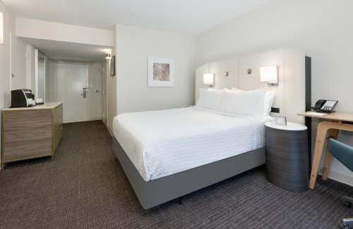 Downtown Dallas Hotel | Crowne Plaza Dallas Downtown by IHG