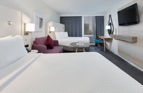 Downtown Dallas Hotel | Crowne Plaza Dallas Downtown by IHG