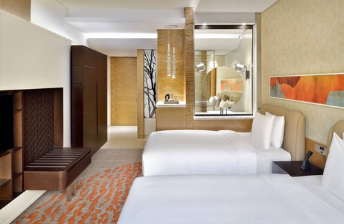 Dubai Marina Hotel | Crowne Plaza Dubai Marina by IHG
