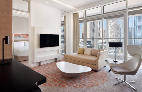 Dubai Marina Hotel | Crowne Plaza Dubai Marina by IHG