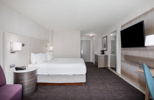 Downtown Kansas City Hotel | Crowne Plaza Kansas City Downtown by IHG