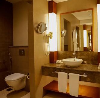 Sohar Hotel | Crowne Plaza Sohar by IHG