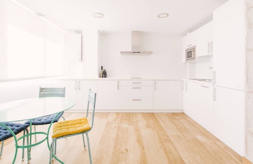 La Malagueta Apartment | CRUISE APARTAMENT. First line beach. It will look like it's on a boat.