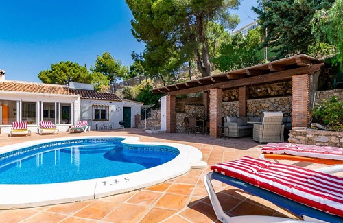 Competa Villa | Cruz del Monte: One-Level Villa with Private Pool and 3 bedrooms in Costa del Sol.