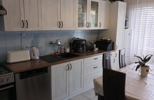 Balatonfoldvar Apartment | Crystal Apartement F