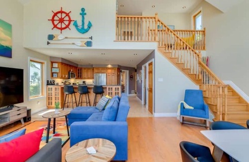Alcona Cottage | Crystal Beach Cottage & Spa