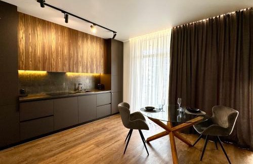 Uzhhorod Apartment | Crystal l