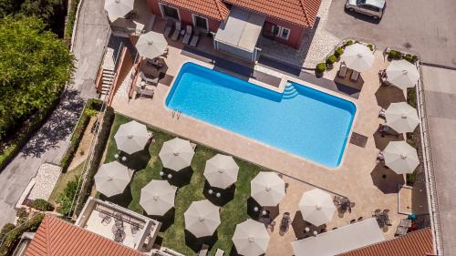 Skala Hotel | Crystal Palace - Vista