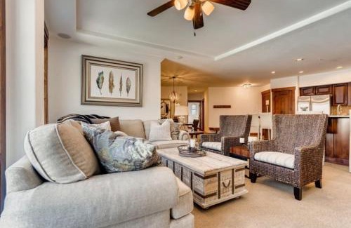Breckenridge Apartment | Crystal Peak Lodge 3 Bedroom Ski In, Ski Out Slopeside Condo At The Base Of Peak 7