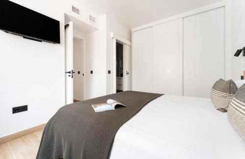 Fuengirola City Centre Apartment | CT 326 - Faro's Fuengirola City Center - Close to Beach & Amenities