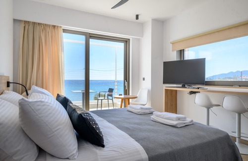 Spata-Artemida House | CUBES ON THE BEACH Athens airport