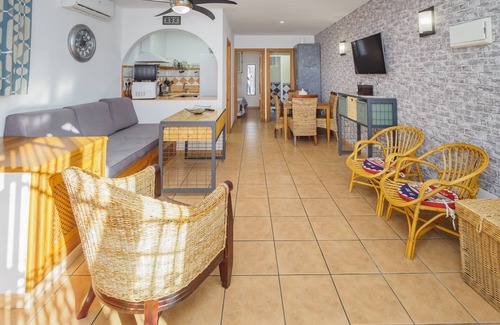 Sitio de Calahonda Apartment | Cubo's Apartamento Doña Lola for Adults/communal swimming pool/free wifi/near beach