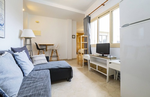 La Goleta Apartment | Cubo's Apartamento San Rafael Malaga/center/air conditioning/free wifi