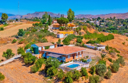 Cartama Cottage | Cubo's Casa Rural La Hacienda de Manuela/private pool/BBQ/free Wi-Fi