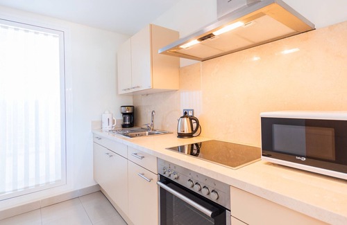 New Golden Mile Apartment | Cubo's Cortijo Del Mar Resort 2 dorm 4 PAX/Marbella/free wifi/air conditioning/community pool