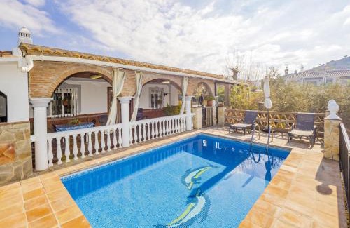 Coin House | Cubo's Finca Micaela