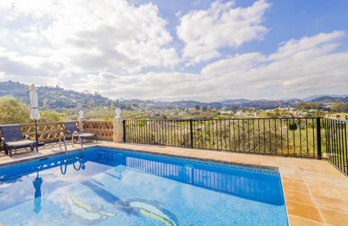 Coin House | Cubo's Finca Micaela