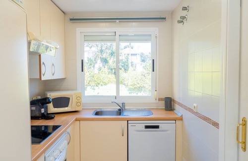 Mijas Apartment | Cubo's Luna Beach Mijas Costa/Close to the beach/free wifi