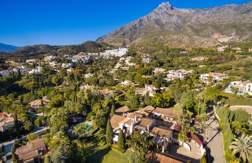 Marbella Villa | Cubo's Luxury Mansion El Baron de Sierra Blanca