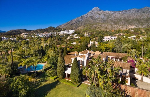 Marbella Villa | Cubo's Luxury Mansion El Baron de Sierra Blanca