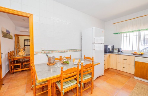 Alhaurin de la Torre Cottage | Cubo's Riad de Maruchi/wifi gratis/Piscina privada