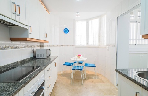 Torremolinos Apartment | Cubo's Urban Brigitte Torremolinos & Parking/near beach/golf