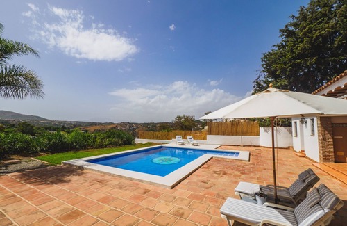 Alhaurin el Grande Villa | Cubo's Villa Antonio. Wifi, air conditioning, pool,