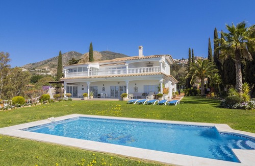 Benalmadena Villa | Cubo's Villa Las Colinas/Private pool/wifi/air conditioning