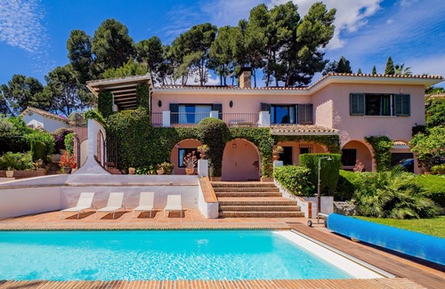 Torremolinos Villa | Cubo's Villa Las Capuchinas & Cave House/private heated pool/air conditioning/sea views/free wifi