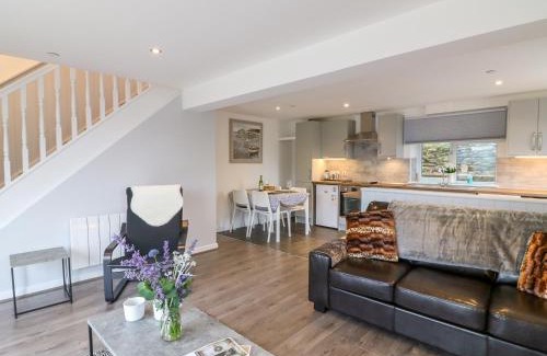 Bridport House | Cuckoo Cottage