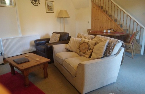 Tan-y-groes Cottage | Cuckoo Springs Cottage A Romantic Quiet Cosy Retreat Close Beaches and Village