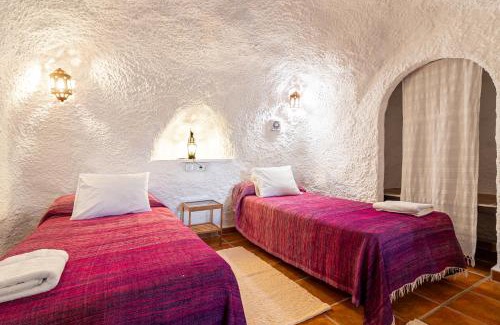 Sacromonte House | Cuevas El Abanico - VTAR vivienda turística de alojamiento rural