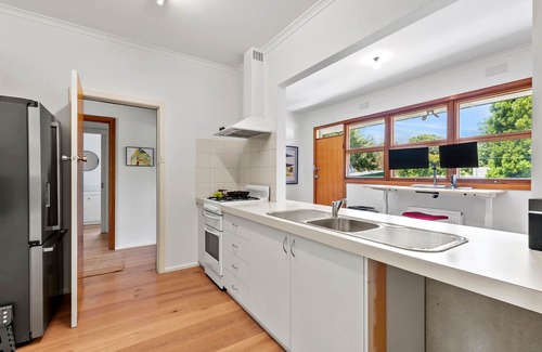 Point Lonsdale Apartment | CUILIDH - old point Lonsdale