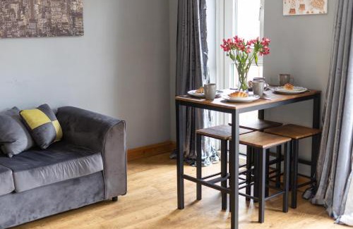 Shrewsbury Apartment | Cul-de-sac Creations