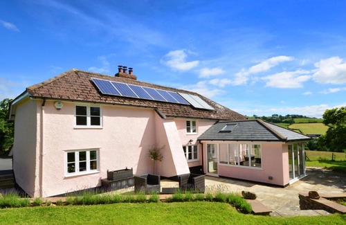 Axminster House | Culverwells
