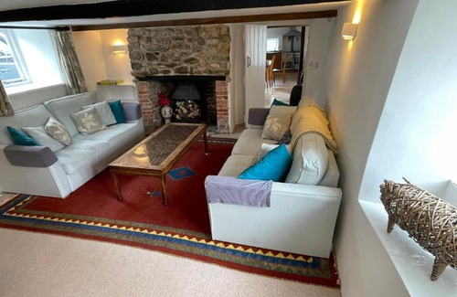 Axminster House | Culverwells