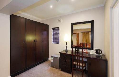 Worcester Central Hotel | Cumberland Hotel Worcester