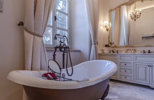 Ayvalik Hotel | Cunda Despot Evi